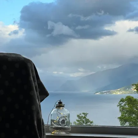 Hébergement de vacances House With Stunning Fjord View In Balestrand