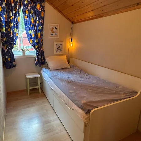 House With Stunning Fjord View In Feriehus Balestrand
