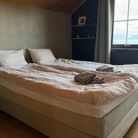 House With Stunning Fjord View In Balestrand