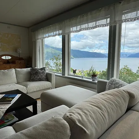 House With Stunning Fjord View In Ferienhaus